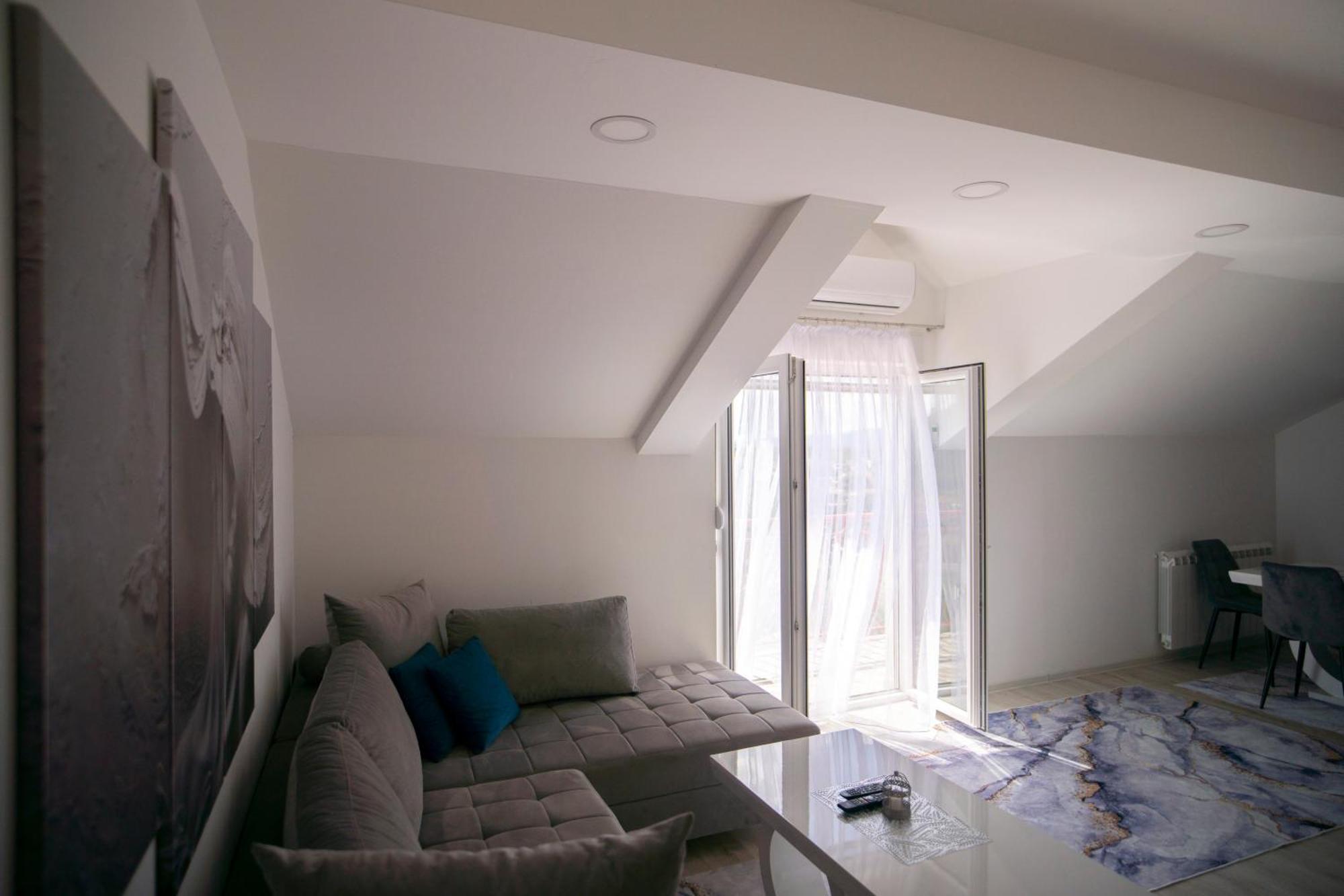 Luxury Apartments Milicevic 特雷比涅 外观 照片