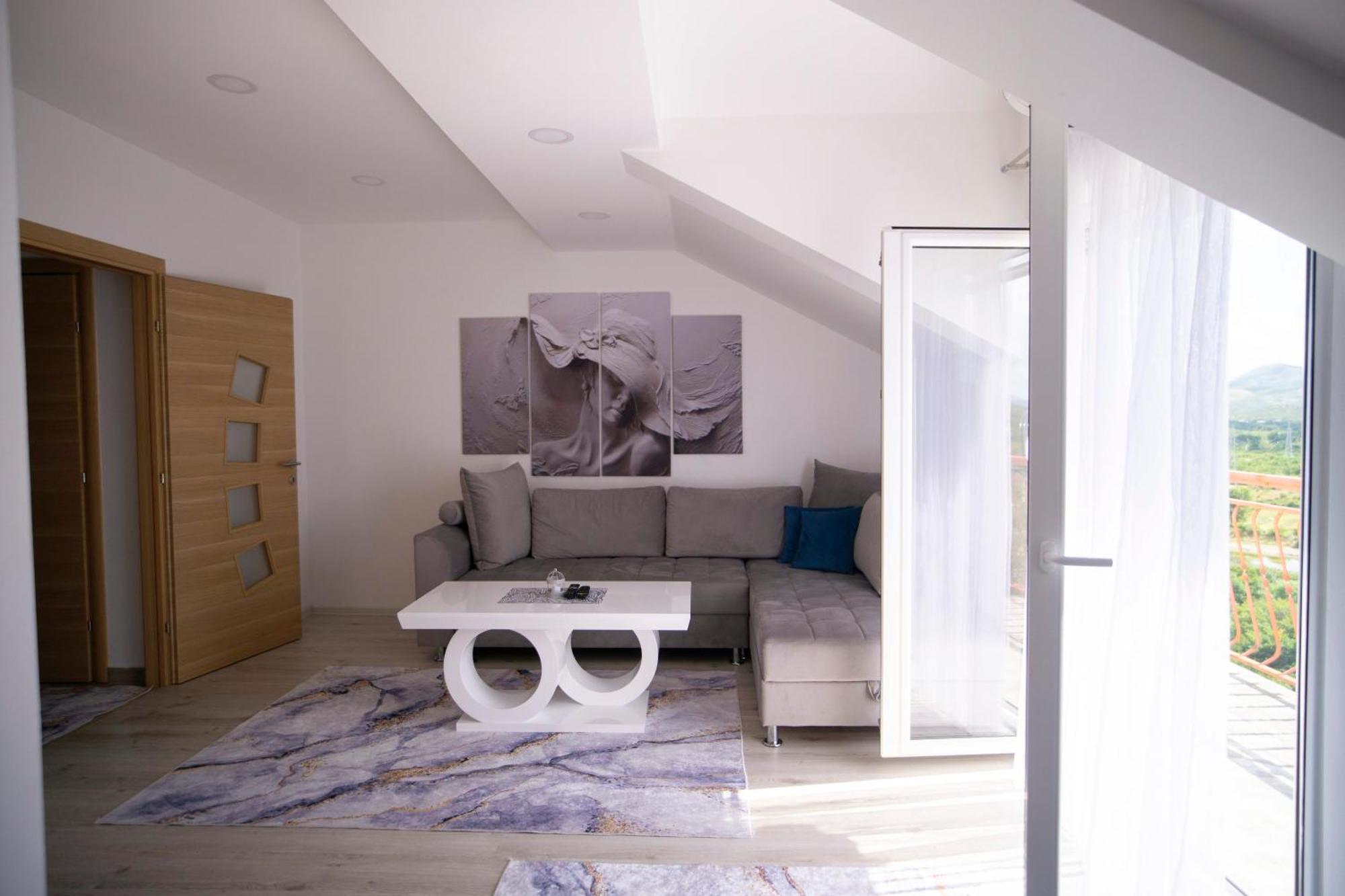 Luxury Apartments Milicevic 特雷比涅 外观 照片