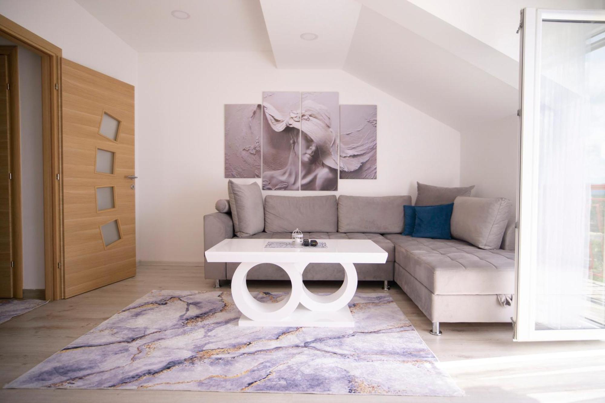Luxury Apartments Milicevic 特雷比涅 外观 照片