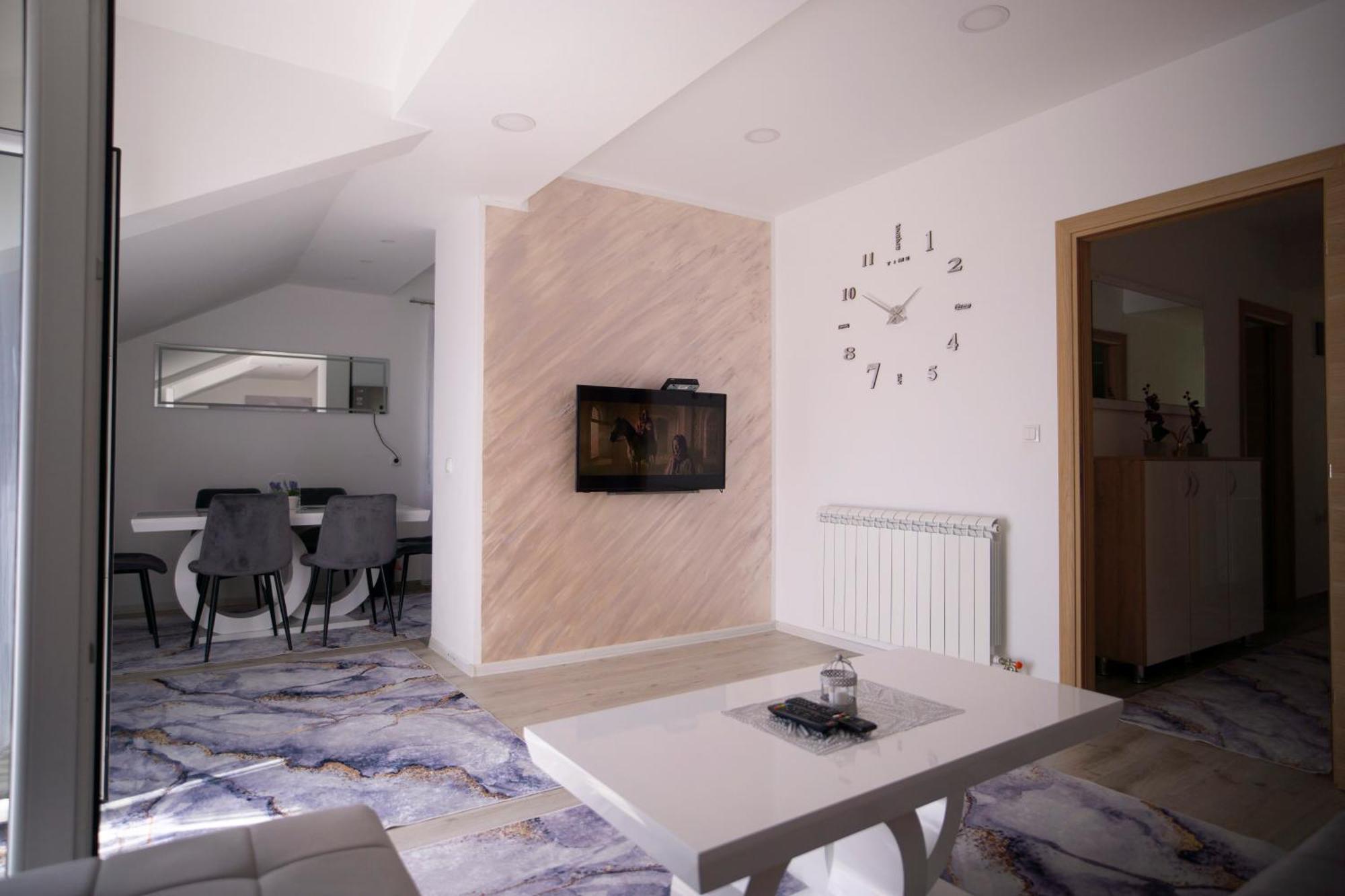 Luxury Apartments Milicevic 特雷比涅 外观 照片
